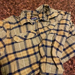 Patagonia women’s thick flannel